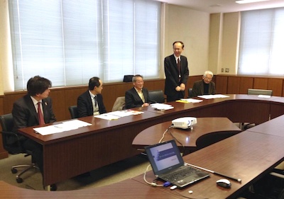 2014年、高知エコ産業大賞の審査会 a